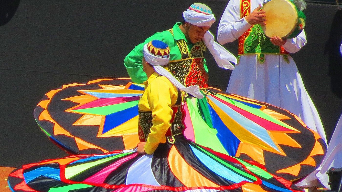 A tanoura dancer