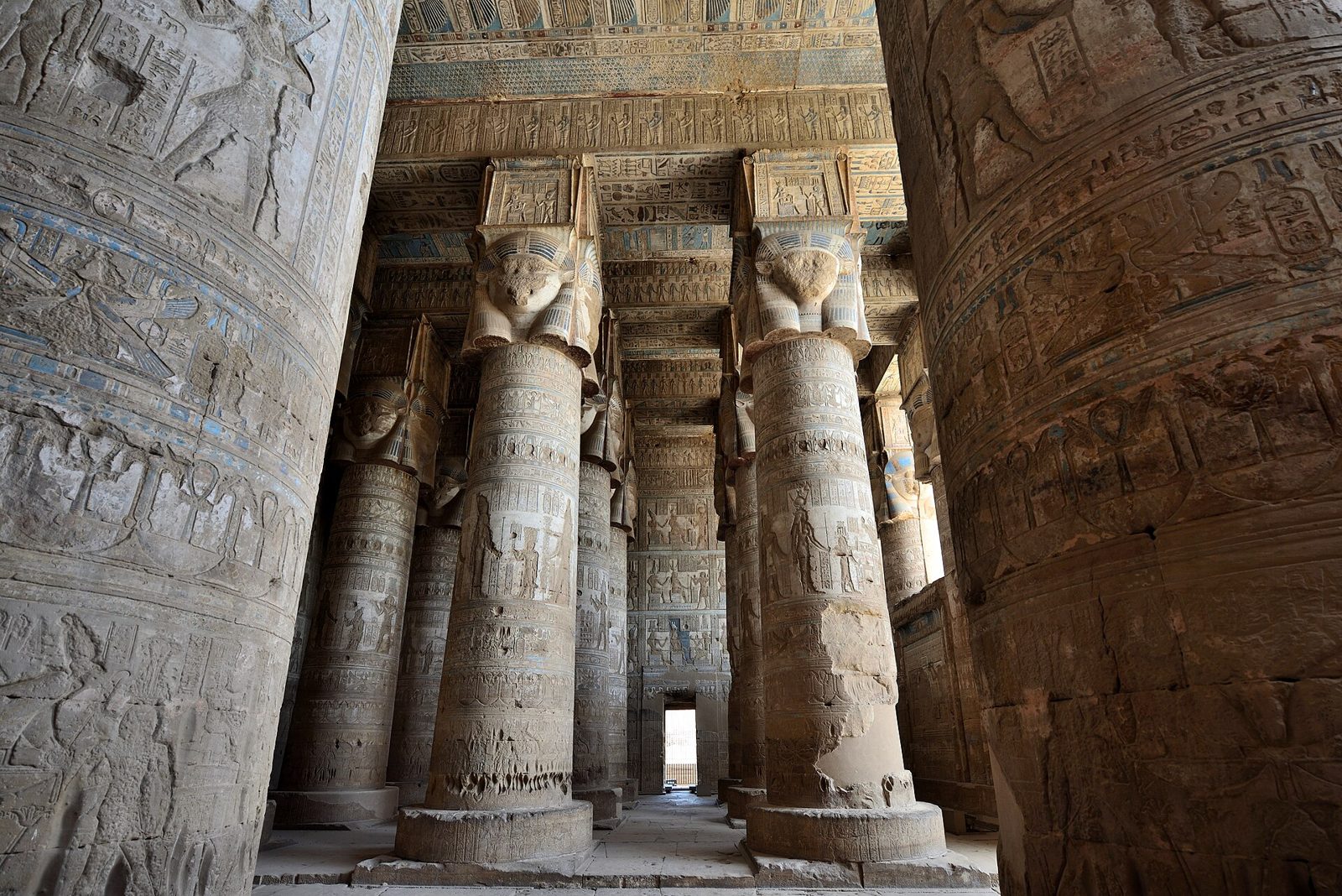 Dendera: Hathor's columns